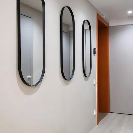 Sheffel Courtyard Residences - Grand Appartement
